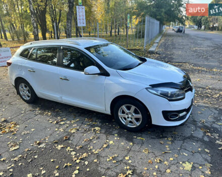 Белый Рено Меган, объемом двигателя 1.46 л и пробегом 140 тыс. км за 8500 $, фото 1 на Automoto.ua