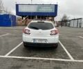 Белый Рено Меган, объемом двигателя 1.5 л и пробегом 330 тыс. км за 8500 $, фото 5 на Automoto.ua