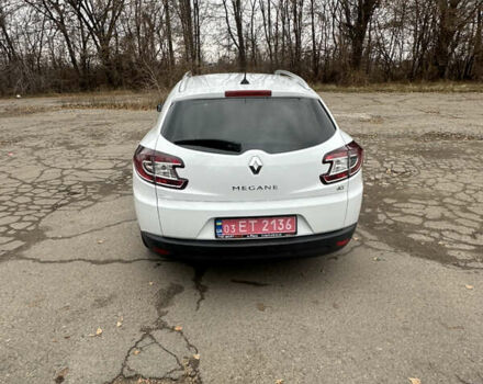 Белый Рено Меган, объемом двигателя 1.5 л и пробегом 245 тыс. км за 8500 $, фото 4 на Automoto.ua