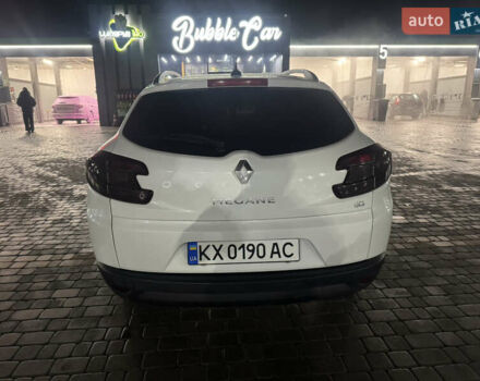 Білий Рено Меган, об'ємом двигуна 1.46 л та пробігом 242 тис. км за 9600 $, фото 6 на Automoto.ua