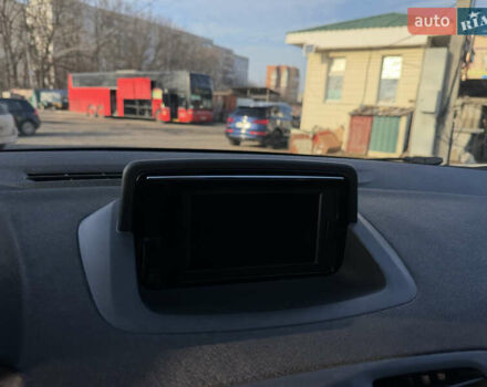 Белый Рено Меган, объемом двигателя 1.46 л и пробегом 178 тыс. км за 8550 $, фото 72 на Automoto.ua