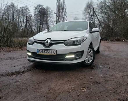 Белый Рено Меган, объемом двигателя 1.46 л и пробегом 279 тыс. км за 7800 $, фото 4 на Automoto.ua