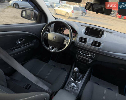 Белый Рено Меган, объемом двигателя 1.46 л и пробегом 178 тыс. км за 8550 $, фото 80 на Automoto.ua