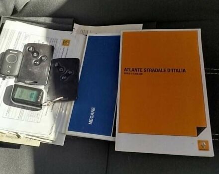 Белый Рено Меган, объемом двигателя 1.5 л и пробегом 208 тыс. км за 8900 $, фото 7 на Automoto.ua