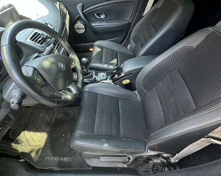 Белый Рено Меган, объемом двигателя 1.6 л и пробегом 185 тыс. км за 8300 $, фото 10 на Automoto.ua