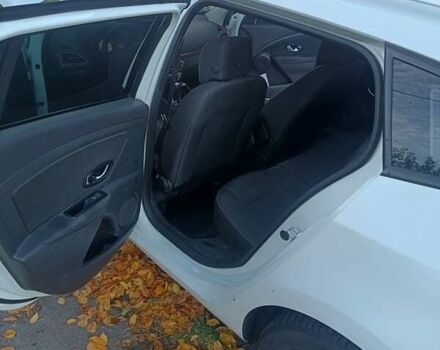 Белый Рено Меган, объемом двигателя 1.2 л и пробегом 180 тыс. км за 7200 $, фото 7 на Automoto.ua