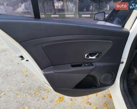 Білий Рено Меган, об'ємом двигуна 1.5 л та пробігом 165 тис. км за 8150 $, фото 39 на Automoto.ua