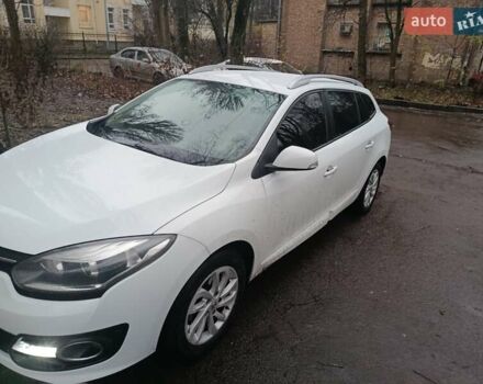 Белый Рено Меган, объемом двигателя 1.5 л и пробегом 296 тыс. км за 8000 $, фото 2 на Automoto.ua