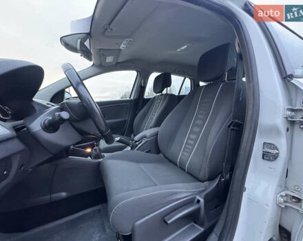 Білий Рено Меган, об'ємом двигуна 1.6 л та пробігом 227 тис. км за 7999 $, фото 41 на Automoto.ua