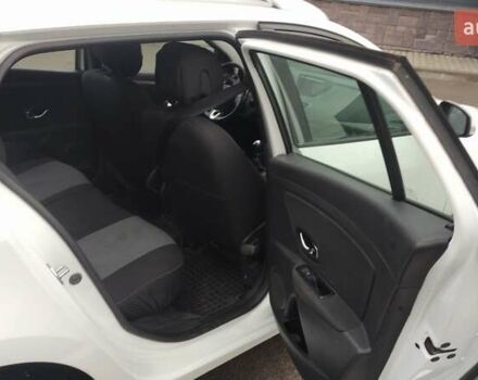 Белый Рено Меган, объемом двигателя 1.46 л и пробегом 234 тыс. км за 8500 $, фото 5 на Automoto.ua