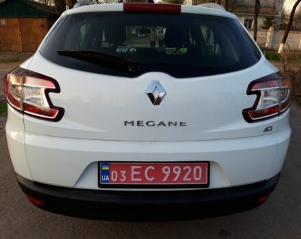 Белый Рено Меган, объемом двигателя 1.5 л и пробегом 230 тыс. км за 8100 $, фото 5 на Automoto.ua