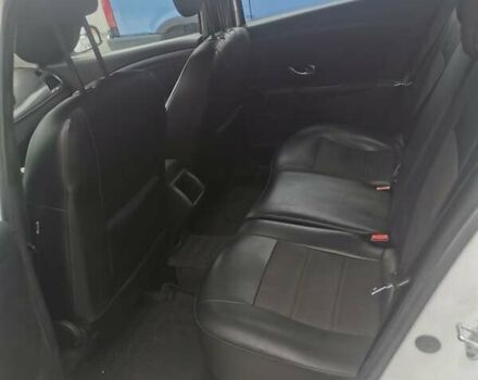 Белый Рено Меган, объемом двигателя 1.5 л и пробегом 262 тыс. км за 5500 $, фото 14 на Automoto.ua