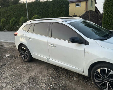 Белый Рено Меган, объемом двигателя 1.6 л и пробегом 185 тыс. км за 8300 $, фото 3 на Automoto.ua