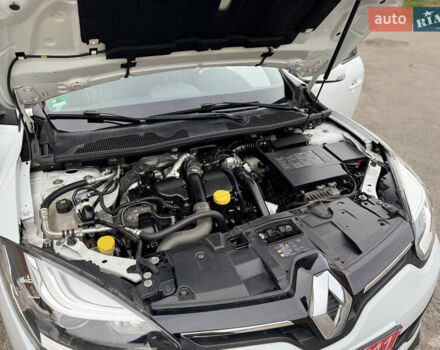 Белый Рено Меган, объемом двигателя 1.5 л и пробегом 225 тыс. км за 9850 $, фото 41 на Automoto.ua