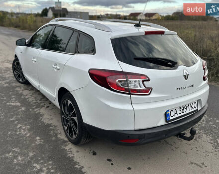 Белый Рено Меган, объемом двигателя 1.6 л и пробегом 217 тыс. км за 8750 $, фото 6 на Automoto.ua