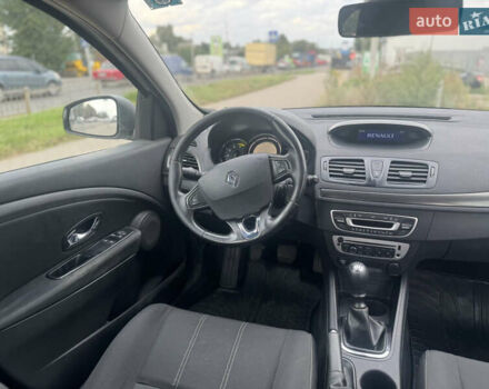 Белый Рено Меган, объемом двигателя 1.5 л и пробегом 280 тыс. км за 7750 $, фото 27 на Automoto.ua