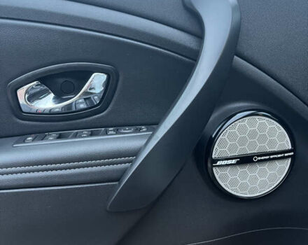 Белый Рено Меган, объемом двигателя 1.5 л и пробегом 223 тыс. км за 9900 $, фото 22 на Automoto.ua