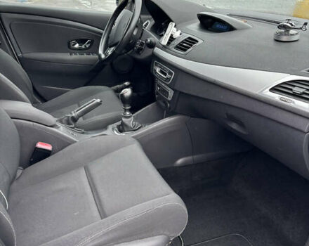 Белый Рено Меган, объемом двигателя 1.5 л и пробегом 242 тыс. км за 8700 $, фото 13 на Automoto.ua