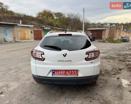 Белый Рено Меган, объемом двигателя 1.5 л и пробегом 225 тыс. км за 9850 $, фото 3 на Automoto.ua