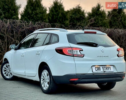 Білий Рено Меган, об'ємом двигуна 1.6 л та пробігом 227 тис. км за 7999 $, фото 3 на Automoto.ua