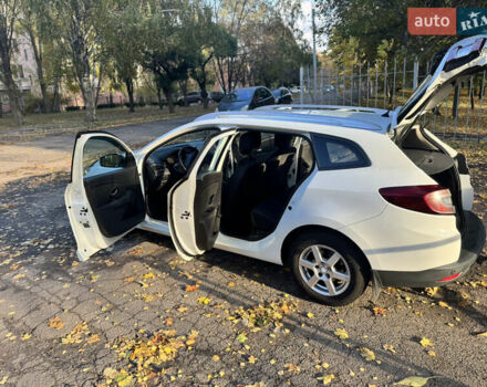Белый Рено Меган, объемом двигателя 1.46 л и пробегом 140 тыс. км за 8500 $, фото 19 на Automoto.ua