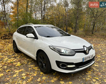 Белый Рено Меган, объемом двигателя 1.46 л и пробегом 272 тыс. км за 8700 $, фото 4 на Automoto.ua