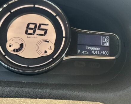 Білий Рено Меган, об'ємом двигуна 1.5 л та пробігом 266 тис. км за 7800 $, фото 15 на Automoto.ua