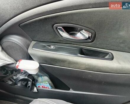 Рено Меган 2014 в Полтаве на Automoto.ua Белый Рено Меган, объемом двигателя 1.46 л и пробегом 320 тыс. км за 7800 $, фото 6 на Automoto.ua