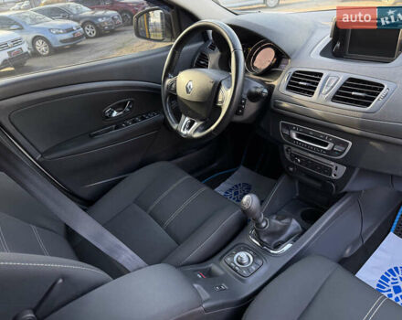 Белый Рено Меган, объемом двигателя 1.46 л и пробегом 178 тыс. км за 8550 $, фото 83 на Automoto.ua