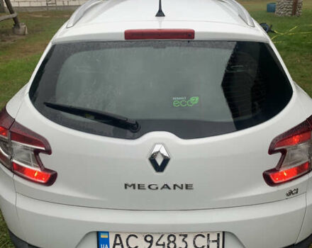 Белый Рено Меган, объемом двигателя 1.5 л и пробегом 225 тыс. км за 8300 $, фото 4 на Automoto.ua