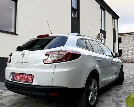 Белый Рено Меган, объемом двигателя 1.5 л и пробегом 192 тыс. км за 10750 $, фото 3 на Automoto.ua