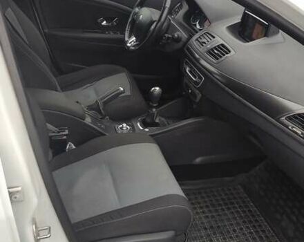 Белый Рено Меган, объемом двигателя 1.46 л и пробегом 234 тыс. км за 8500 $, фото 6 на Automoto.ua