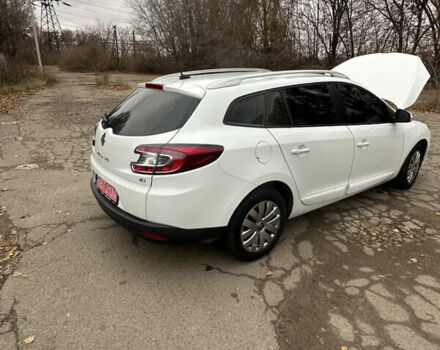 Белый Рено Меган, объемом двигателя 1.5 л и пробегом 245 тыс. км за 8500 $, фото 8 на Automoto.ua