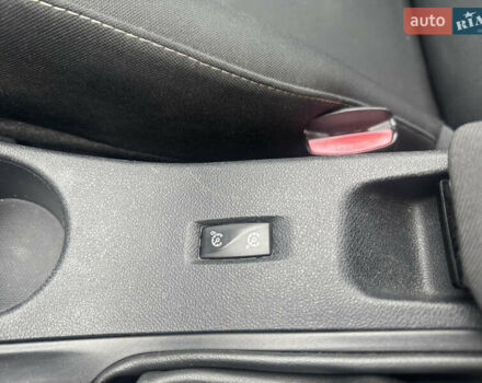 Белый Рено Меган, объемом двигателя 1.5 л и пробегом 280 тыс. км за 7750 $, фото 21 на Automoto.ua