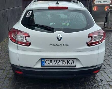 Белый Рено Меган, объемом двигателя 1.5 л и пробегом 269 тыс. км за 8600 $, фото 2 на Automoto.ua