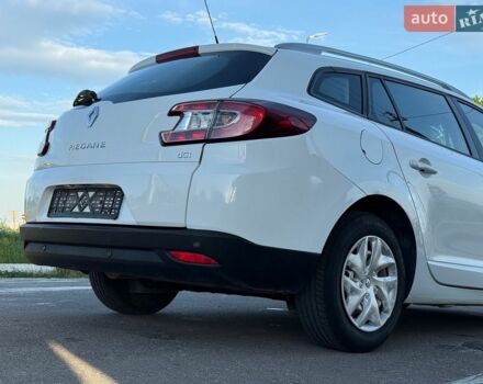 Білий Рено Меган, об'ємом двигуна 1.5 л та пробігом 248 тис. км за 7150 $, фото 31 на Automoto.ua