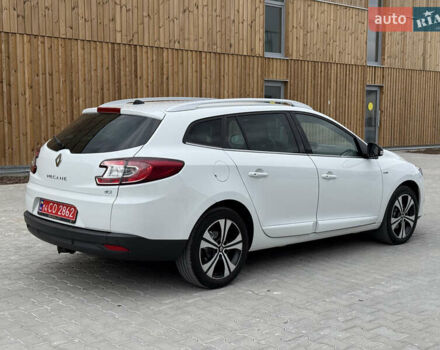 Белый Рено Меган, объемом двигателя 1.6 л и пробегом 172 тыс. км за 10200 $, фото 4 на Automoto.ua
