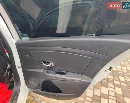 Білий Рено Меган, об'ємом двигуна 1.46 л та пробігом 331 тис. км за 8500 $, фото 10 на Automoto.ua