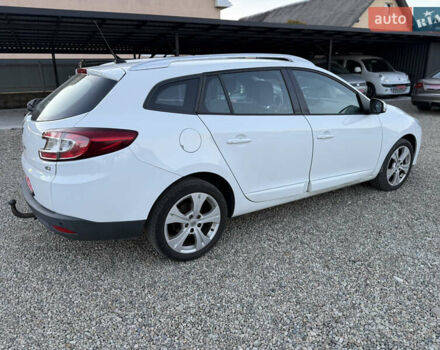 Белый Рено Меган, объемом двигателя 1.5 л и пробегом 245 тыс. км за 8250 $, фото 5 на Automoto.ua