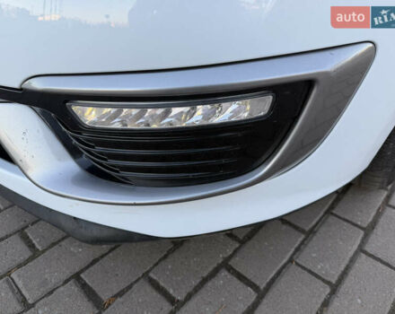 Белый Рено Меган, объемом двигателя 1.5 л и пробегом 265 тыс. км за 8550 $, фото 14 на Automoto.ua