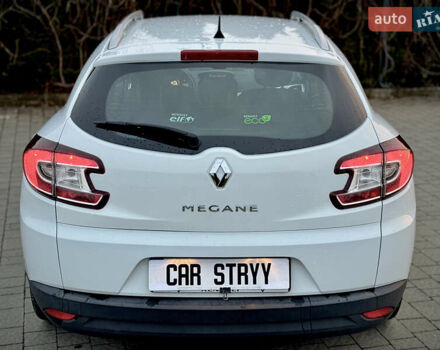 Білий Рено Меган, об'ємом двигуна 1.6 л та пробігом 227 тис. км за 7999 $, фото 17 на Automoto.ua