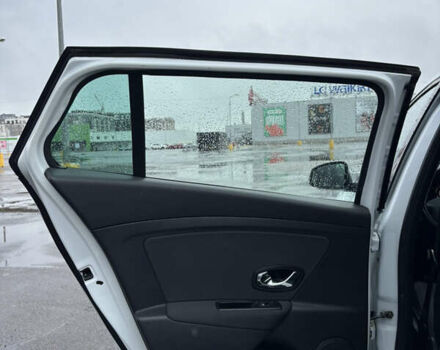 Белый Рено Меган, объемом двигателя 1.5 л и пробегом 242 тыс. км за 8700 $, фото 11 на Automoto.ua