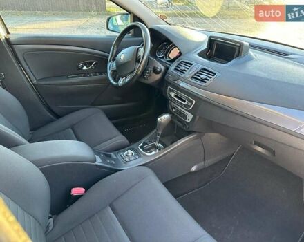 Рено Меган 2014 в Нововолынск на Automoto.ua Белый Рено Меган, объемом двигателя 1.5 л и пробегом 244 тыс. км за 9700 $, фото 9 на Automoto.ua