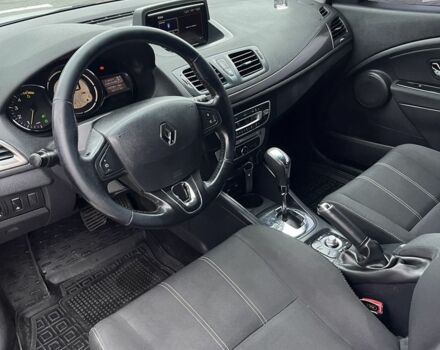 Белый Рено Меган, объемом двигателя 1.5 л и пробегом 330 тыс. км за 8500 $, фото 7 на Automoto.ua