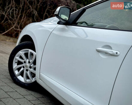 Білий Рено Меган, об'ємом двигуна 1.6 л та пробігом 227 тис. км за 7999 $, фото 16 на Automoto.ua