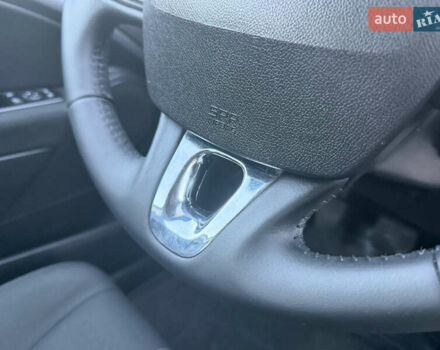 Белый Рено Меган, объемом двигателя 1.5 л и пробегом 265 тыс. км за 8550 $, фото 57 на Automoto.ua