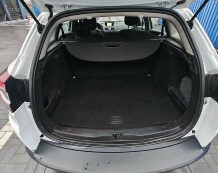 Белый Рено Меган, объемом двигателя 1.5 л и пробегом 131 тыс. км за 9300 $, фото 20 на Automoto.ua