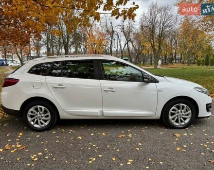 Білий Рено Меган, об'ємом двигуна 1.5 л та пробігом 215 тис. км за 8600 $, фото 2 на Automoto.ua