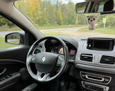 Белый Рено Меган, объемом двигателя 1.5 л и пробегом 186 тыс. км за 10500 $, фото 14 на Automoto.ua