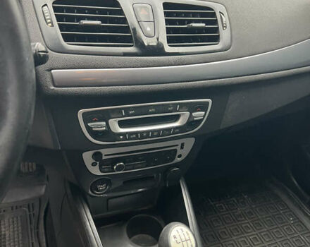 Белый Рено Меган, объемом двигателя 1.46 л и пробегом 206 тыс. км за 7300 $, фото 14 на Automoto.ua